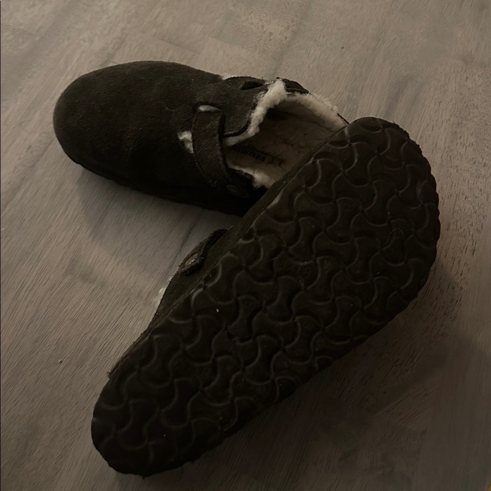 Birkenstock Black Mules with Shearling Lining